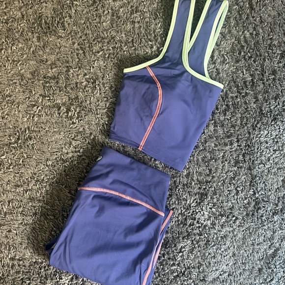 Fabletics Two Piece Set - Picture 9 of 9